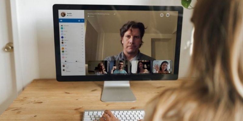 Top 4 Business Messaging Platforms for 2022